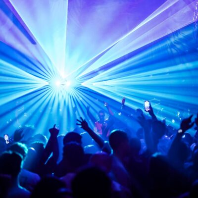 Party with blue lights in Club Chinois